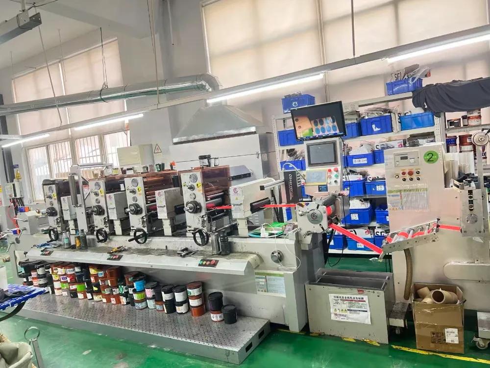 Xinsen Packaging production workshop with automated label printing equipment